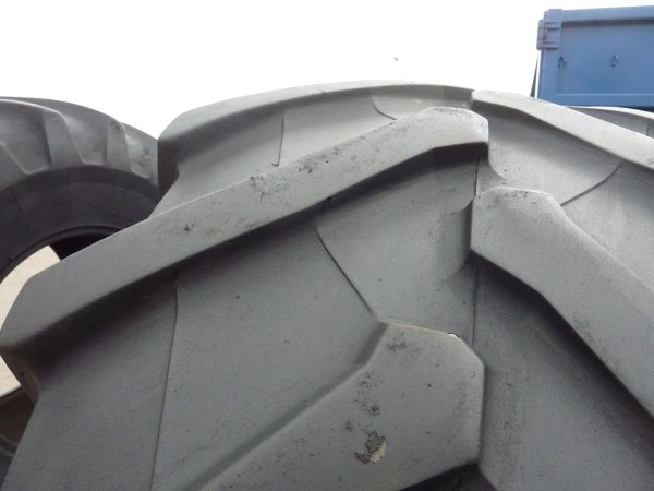 2x Opona używana rolnicza 710/60R34 TRELLEBORG TM900; 2400zł W3815 - obrazek 7