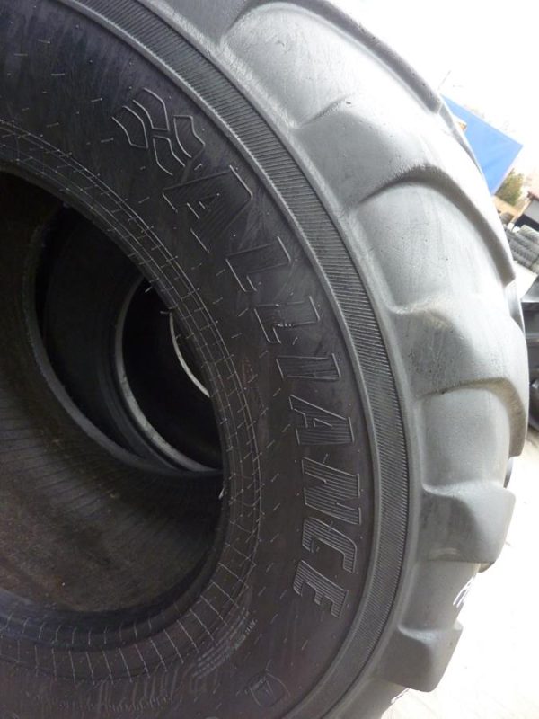 Opona używana rolnicza 600/55R26.5 ALLIANCE FLOTATION 885; 1300zł W3819 - obrazek 9