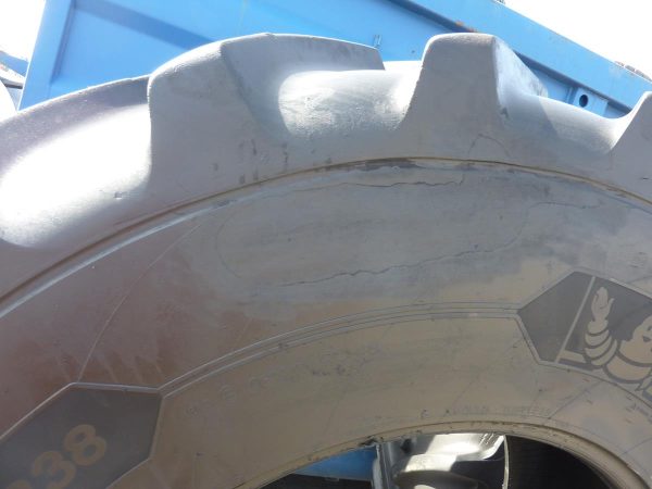 Opona używana rolnicza 650/85R38 MICHELIN AXIOBIB 2; 6000zł W3829 - obrazek 9