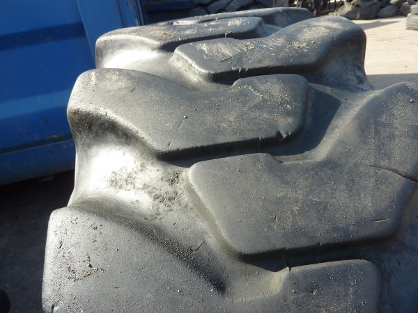 Opona używana przemysłowa 15.5-25 FIRESTONE GROUND GRIP 1100zł W3836 - obrazek 8