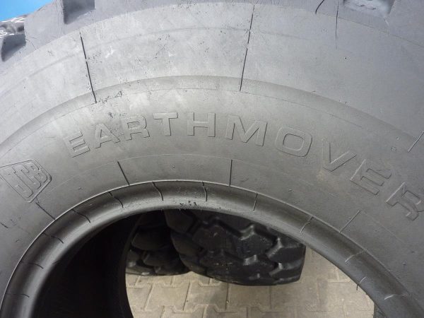 4x Opona używana przemysłowa 17.5R25 445/80R25 JCB EARTHMOVER 1800zł W3839 - obrazek 13