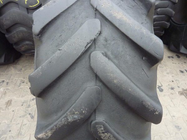Opona używana przemysłowa 15.5-24 JCB SITEMASTER 500zł W3844 - obrazek 5