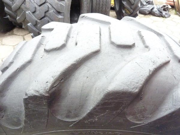 Opona używana przemysłowa 17.5-24 17.5R24 CULTOR INDUSTRIAL 10; 700zł W3853 - obrazek 4