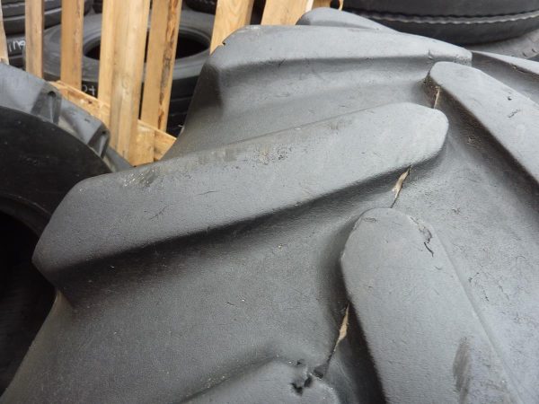 Opona używana rolnicza/przemysł 15.5/80-24 JCB SITEMASTER 800zł W3858 - obrazek 10