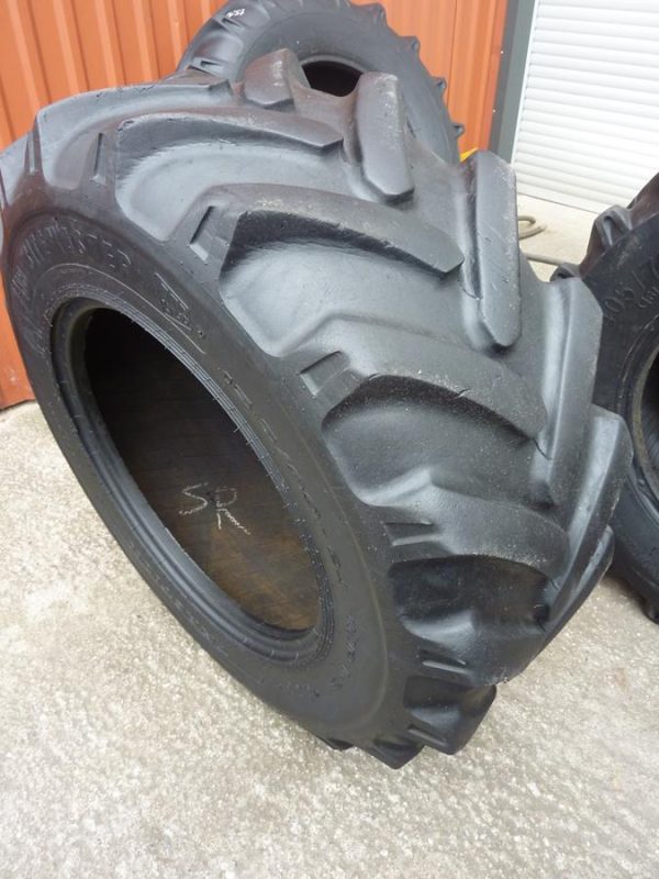 Opona używana rolnicza/przemysł 15.5/80-24 JCB SITEMASTER 800zł W3858 - obrazek 14