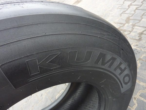 Opona używana ciężarowa 435/50R19.5 KUMHO KLT03; 680zł C2223 - obrazek 11