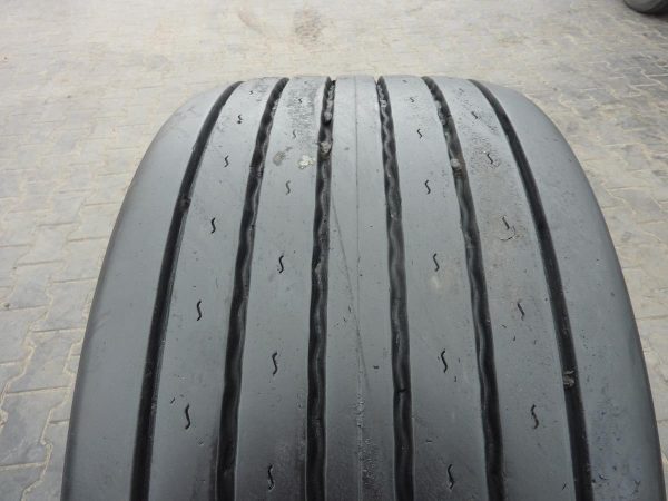 Opona używana ciężarowa 435/50R19.5 KUMHO KLT03; 680zł C2223 - obrazek 6