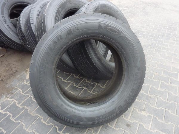 Opona używana ciężarowa 315/60R22.5 GOODYEAR FUELMAX 500zł C2224 - obrazek 2