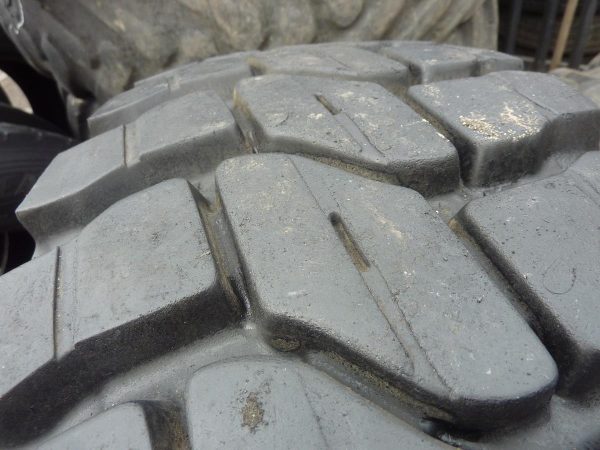 Opona używana ciężarowa 13R22.5 DAYTON D8000; 800zł C2229 - obrazek 7