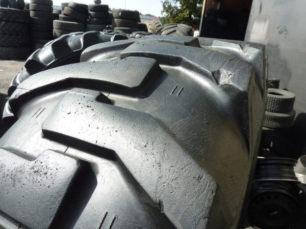 2x Opona używana przemysłowa 16.9-28 MITAS TRACTOR INDUSTRIAL TI06 1100zł W3870 - obrazek 7