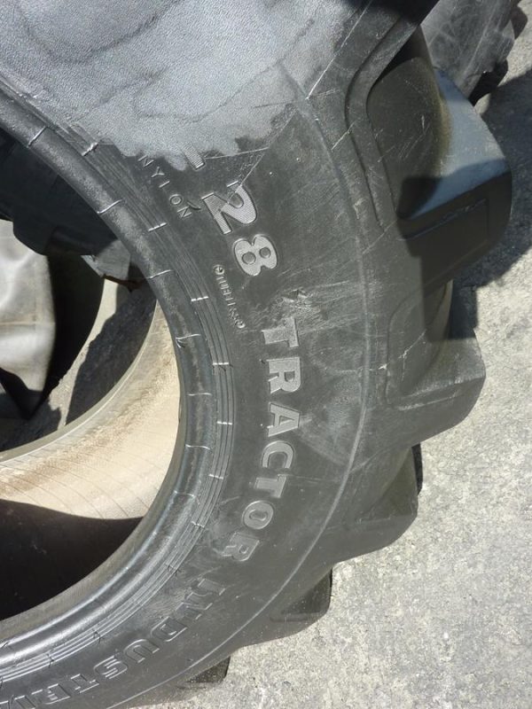 2x Opona używana przemysłowa 16.9-28 MITAS TRACTOR INDUSTRIAL TI06 1100zł W3870 - obrazek 12
