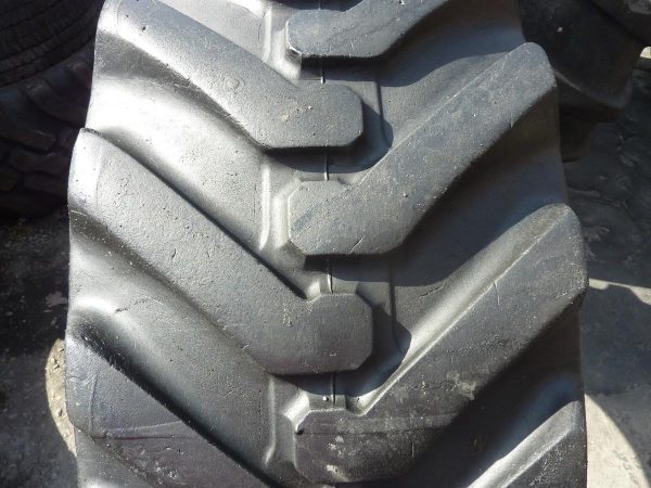 2x Opona używana przemysłowa 440/80-28 16.9-28 MICHELIN POWER CL 1400zł W3875 - obrazek 4