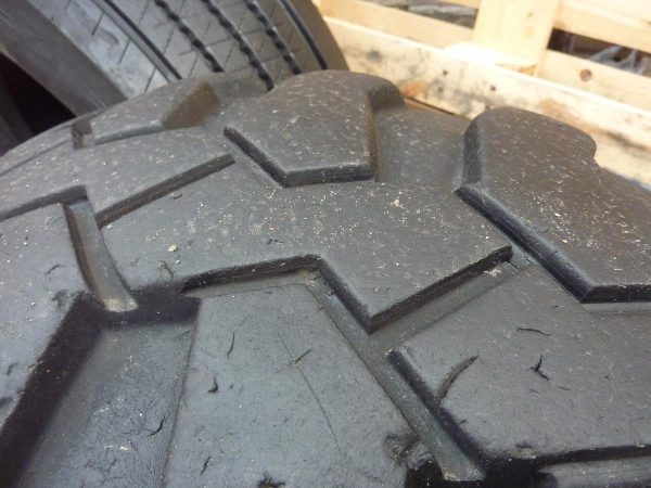 Opona używana przemysłowa 335/80R18 12.5R18 MICHELIN XZSL 600zł W3883 - obrazek 13