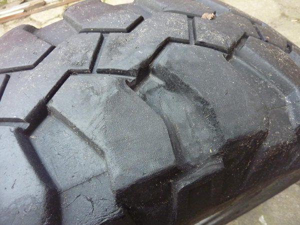 Opona używana przemysłowa 335/80R18 12.5R18 MICHELIN XZSL 600zł W3883 - obrazek 8