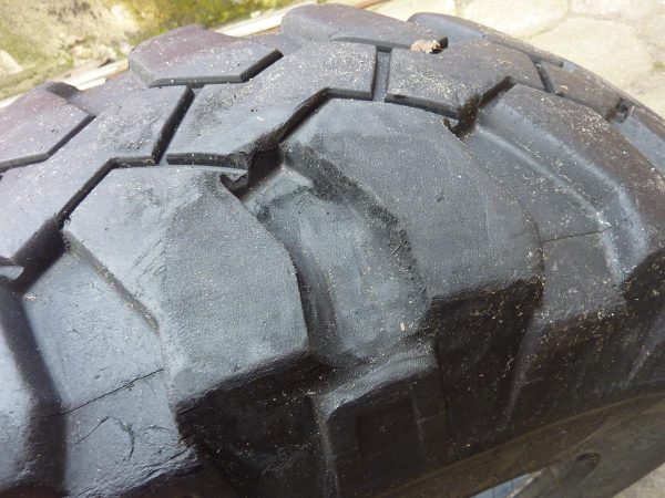 Opona używana przemysłowa 335/80R18 12.5R18 MICHELIN XZSL 600zł W3883 - obrazek 9
