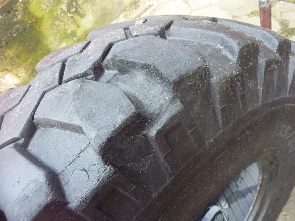Opona używana przemysłowa 335/80R18 12.5R18 MICHELIN XZSL 600zł W3883 - obrazek 10