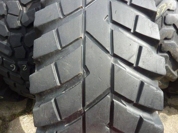 Opona używana przemysłowa 400/80R28 14.9R28 NOKIAN TRI 2; 300zł W3885 - obrazek 6