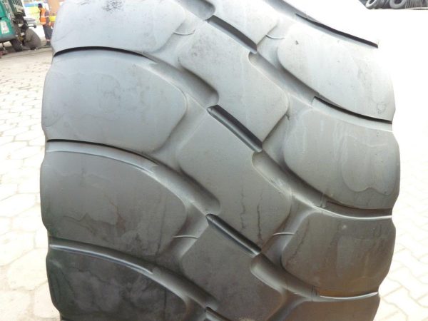 Opona używana przemysłowa 775/65R29 GOODYEAR GP40; 1000zł W794