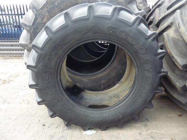 Opona używana rolnicza 480/70R30 GOODYEAR OPTITRAC DT812; 1000zł W3184 - obrazek 2