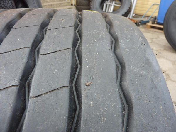 Opona używana ciężarowa 445/45R19.5 DOUBLE COIN RT910; 750zł C2253 - obrazek 6