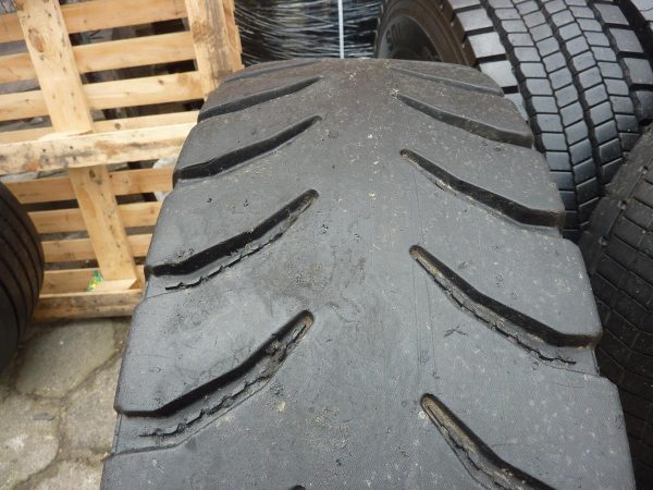 Opona używana ciężarowa 13R22.5 CROSS WIND CWD 40K 580zł C2255 - obrazek 4