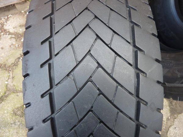 Opona używana ciężarowa 315/45R22.5 GOODYEAR K MAX D 680zł C2267 - obrazek 4