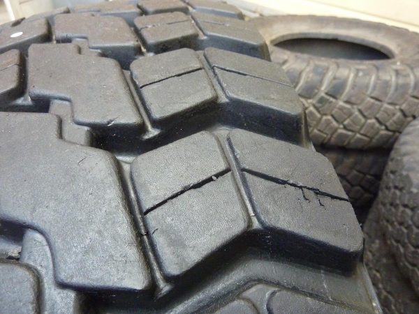 Opona używana ciężarowa 13R22.5 AURORA UR 11 ON/OFF 700zł C2269 - obrazek 6