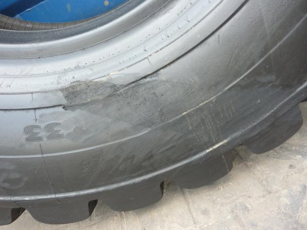Opona używana przemysłowa 18.00R33 MICHELIN XZM 2+ 2900zł W3892 - obrazek 8