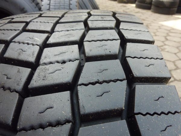 Opona używana ciężarowa 315/80R22.5 HANKOOK DH31 SMART 700zł C2274 - obrazek 6