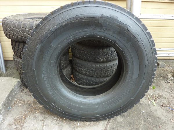 Opona używana ciężarowa 13R22.5 CONTINENTAL CONTICROSS TRAC HD3 750zł C2294 - obrazek 2