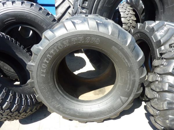 Opona używana rolnicza 650/45-22.5 BKT FLOTATION 1800zł W3911 - obrazek 2