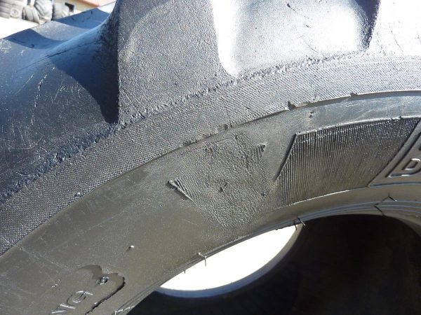 Opona używana rolnicza 650/45-22.5 BKT FLOTATION 1800zł W3911 - obrazek 8