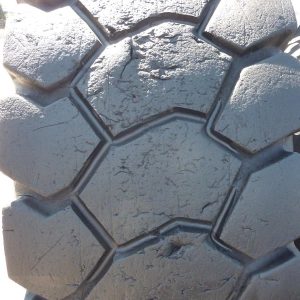 Opona używana przemysłowa 21.00R33 MICHELIN X-TRACTION 3000zł W3914