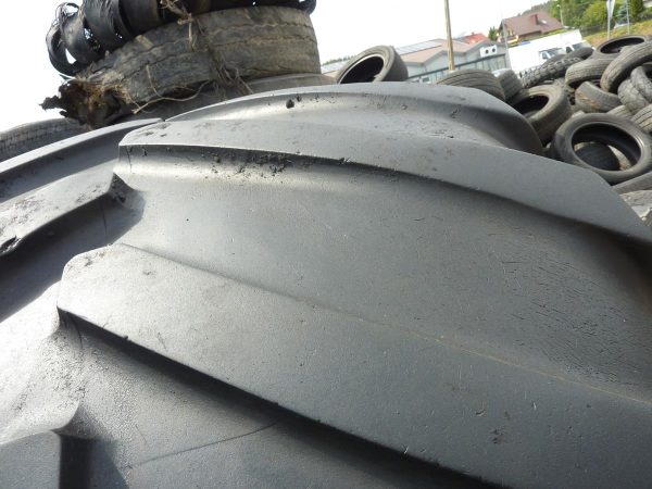 Opona używana rolnicza 1050/50R32 MICHELIN MEGAXBIB 3500zł W3920 - obrazek 6