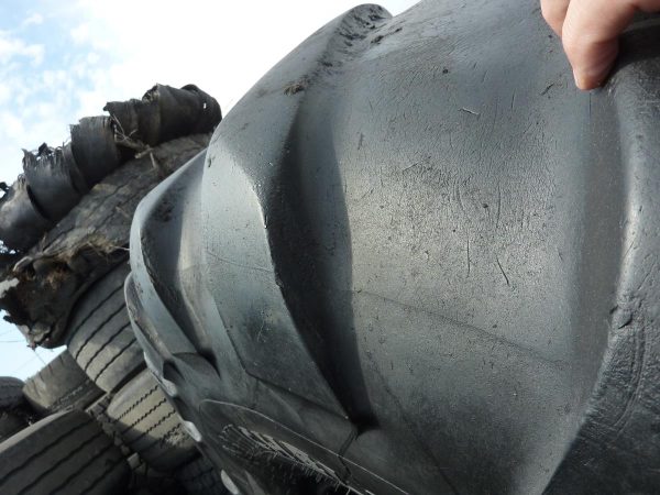 Opona używana rolnicza 1050/50R32 MICHELIN MEGAXBIB 3500zł W3920 - obrazek 10