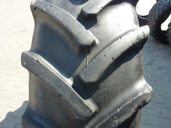 Opona używana rolnicza 380/70R28 MITAS HC70; 800zł W3928 - obrazek 4