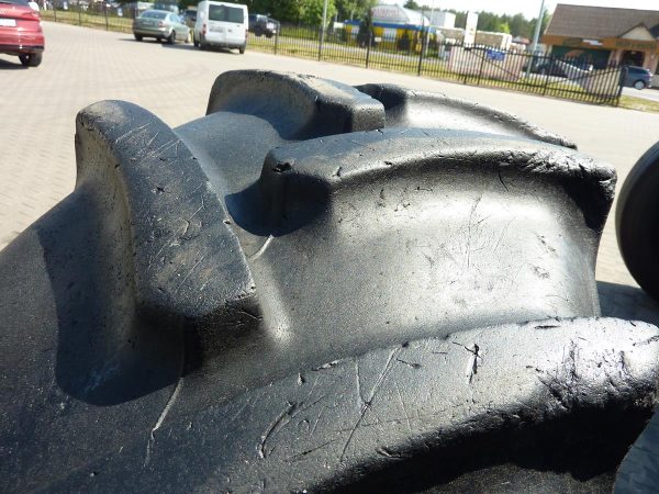 Opona używana rolnicza 380/70R28 MITAS HC70; 800zł W3928 - obrazek 7