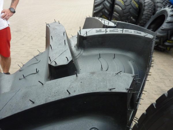 Opona nieużywana rolnicza 9.5-32 KABAT SUPRAGRIP SGP-04; 600zł W3937 - obrazek 9