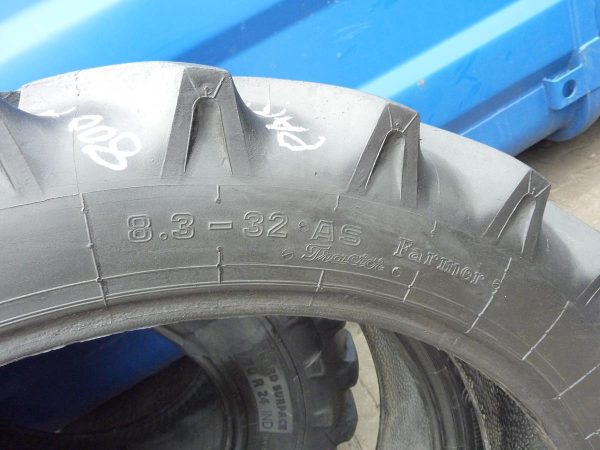 2x Opona używana rolnicza 8.3-32 CONTINENTAL AS FARMER 400zł W3947 - obrazek 3