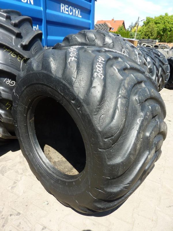 Opona używana leśna 710/40-22.5 NOKIAN FOREST KING 2900zł W3952 - obrazek 2