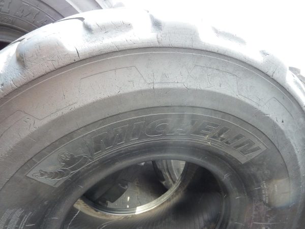 Opona używana przemysłowa 23.5R25 MICHELIN X ADN+ 2500zł W3962 - obrazek 10