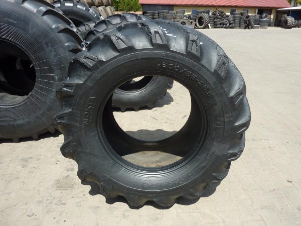 Opona używana leśna 600/55-26.5 NOKIAN FORESTER TRS LS-2 2600zł W3967 - obrazek 2