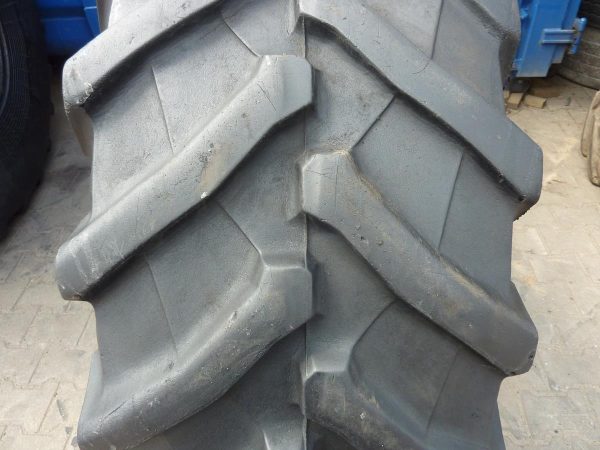 Opona używana rolnicza 480/65R28 TRELLEBORG TM800; 900zł W3971 - obrazek 4