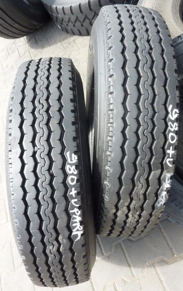2x Opona używana ciężarowa 9.5R17.5 FULDA ECOSTAR 490zł C2302