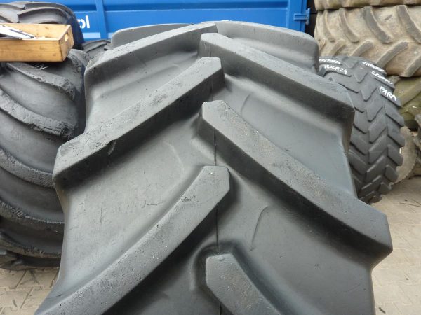 Opona używana rolnicza 480/70R30 CEAT FARMAX R70; 1600zł W3975 - obrazek 4