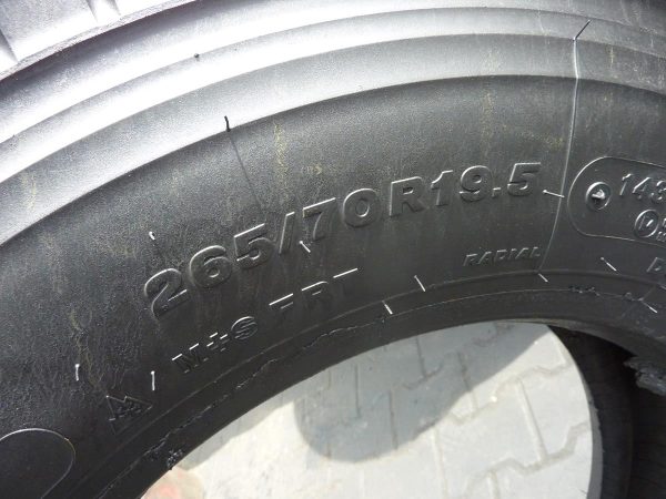 Opona używana ciężarowa 265/70R19.5 BRIDGESTONE R-TRAILER 500zł C2305 - obrazek 3