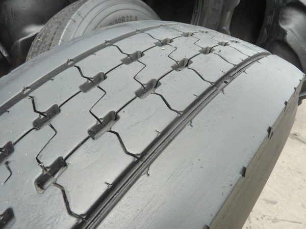 Opona używana ciężarowa 295/80R22.5 DUNLOP SP346; 600zł C2310 - obrazek 6