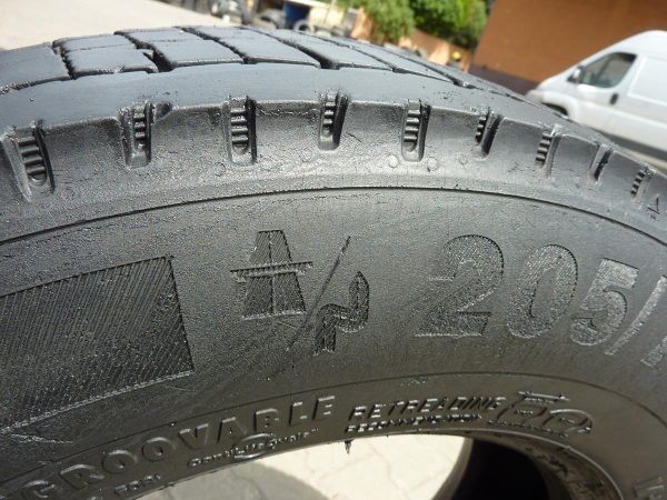 Opona używana ciężarowa 205/75R17.5 CONTINENTAL CONTI HYBRID LD3; 300zł C2313 - obrazek 8