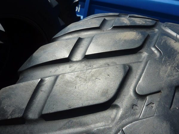 Opona używana rolnicza 710/50R26.5 NOKIAN COUNTRY KING 3000zł W3983 - obrazek 9