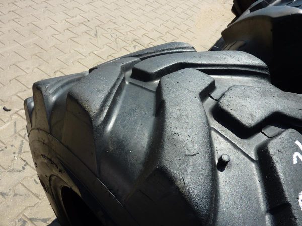 Opona używana przemysłowa 400/80-24 15.5/80-24 CAMSO TM RL 1200zł W3984 - obrazek 8